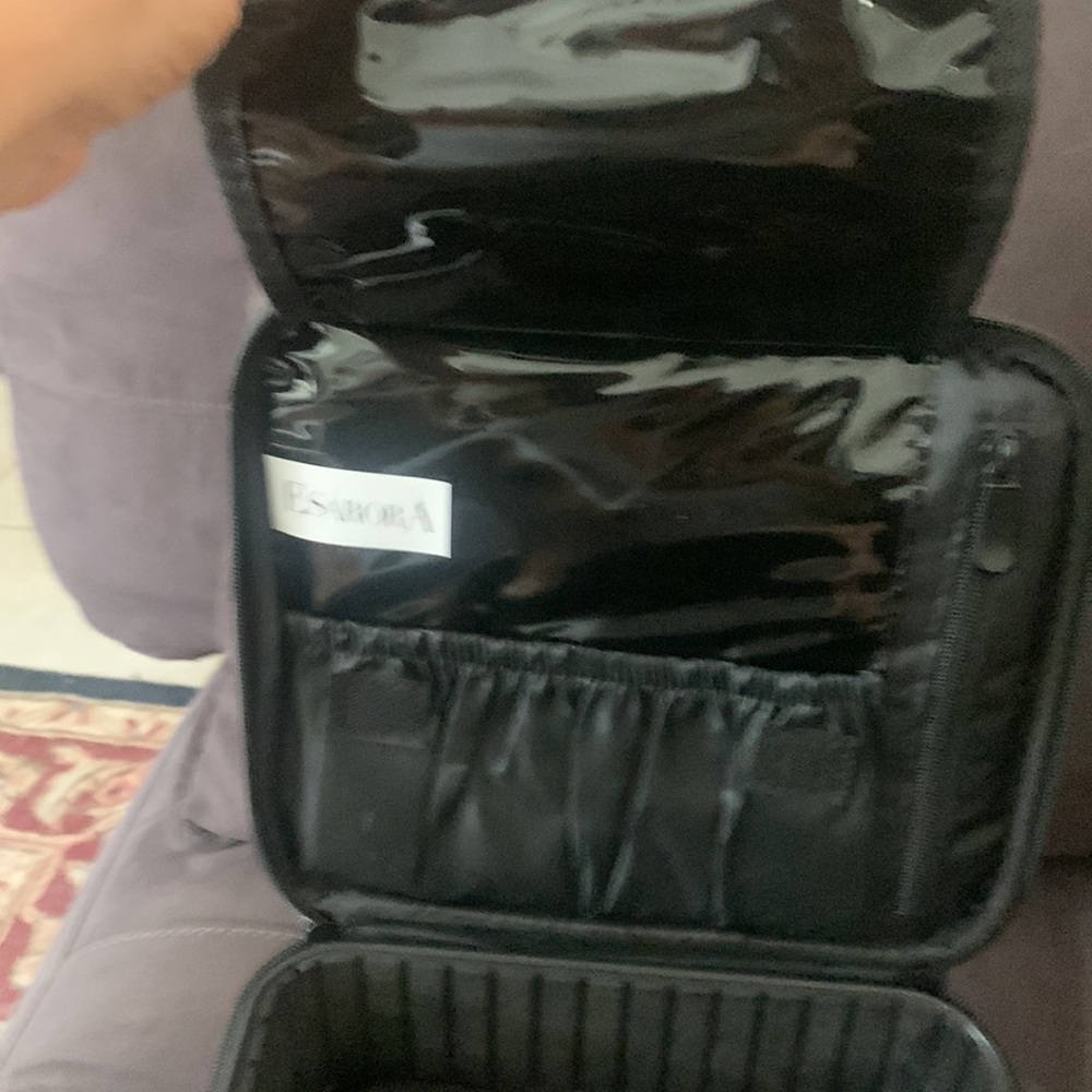 Make Up Case - image 2